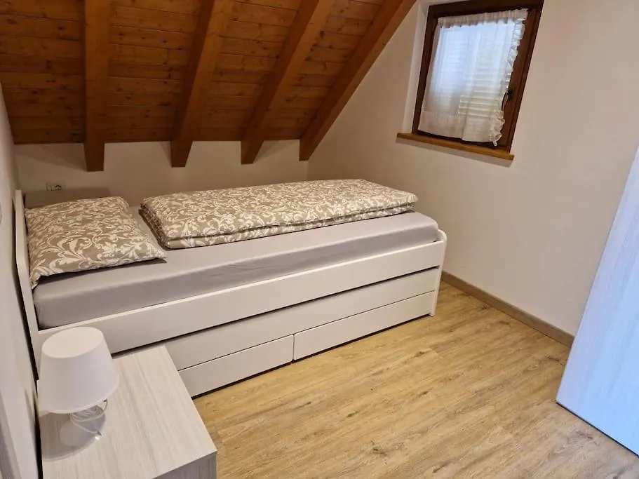 Casa A Punta Casetta Nel Bosco, Meravigliosa Vista Lago Stazzona